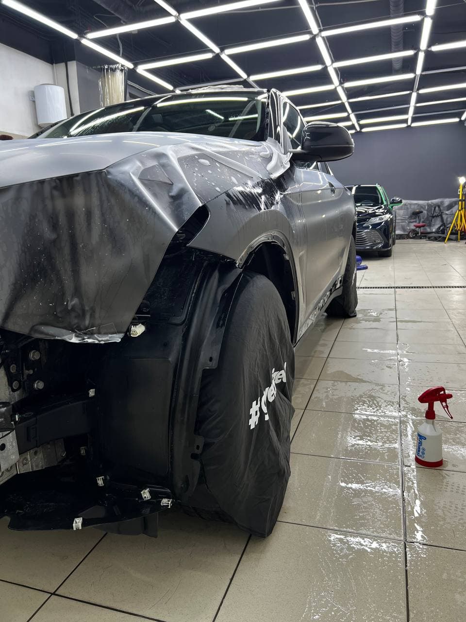 Оклейка полиуретановой пленкой - работа 1